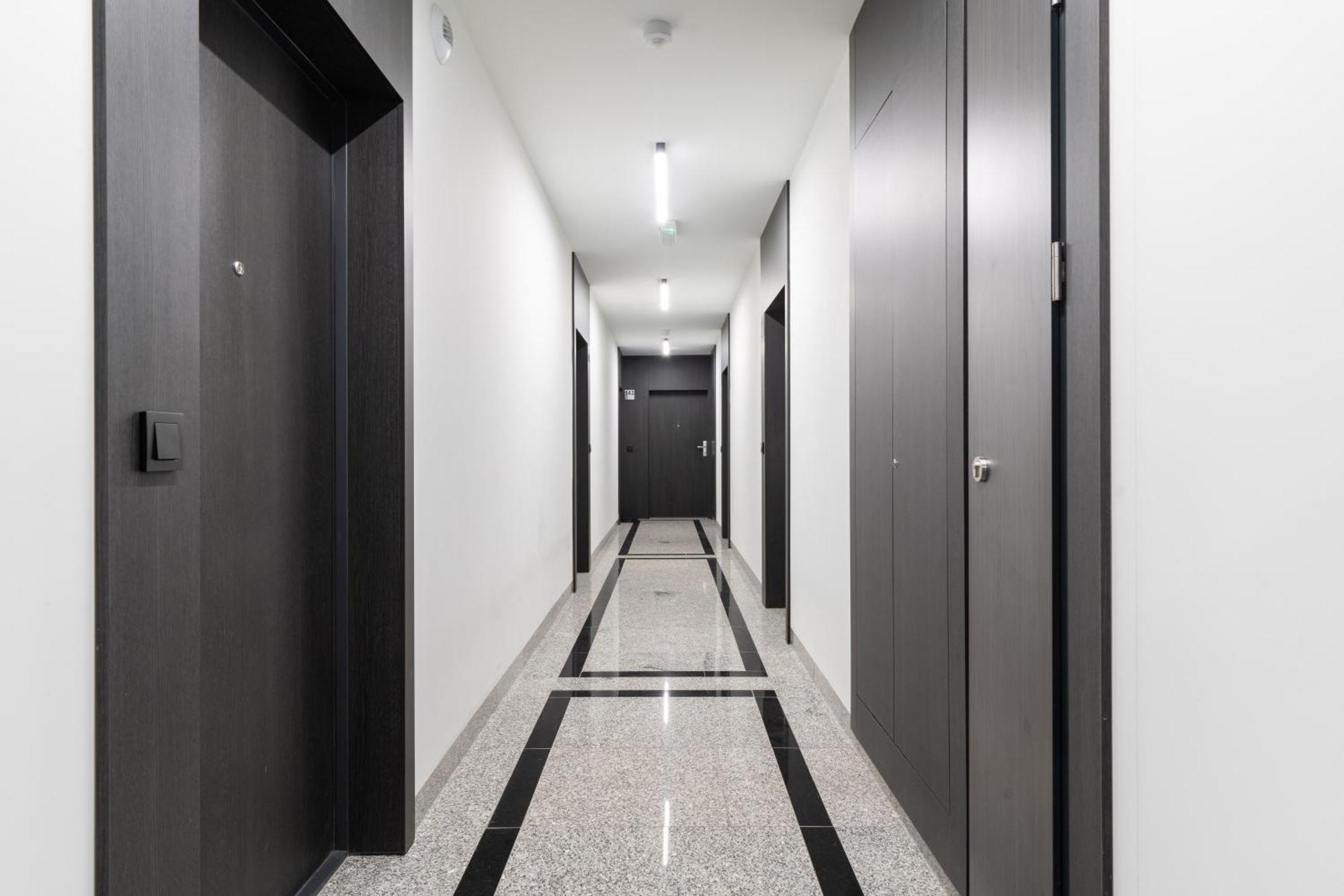 Lineburg Villa Apartments Varşovia Exterior foto