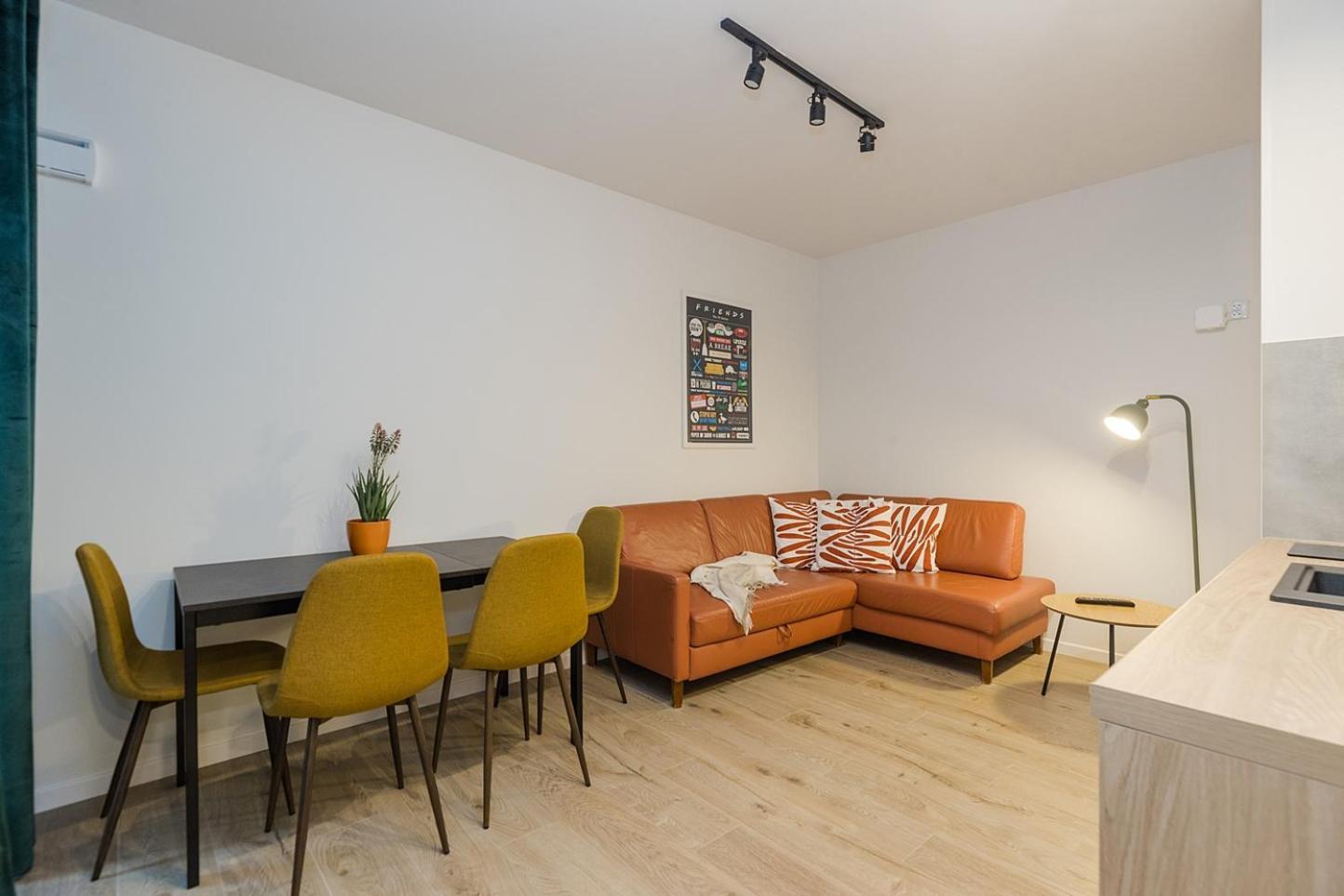 Lineburg Villa Apartments Varşovia Exterior foto