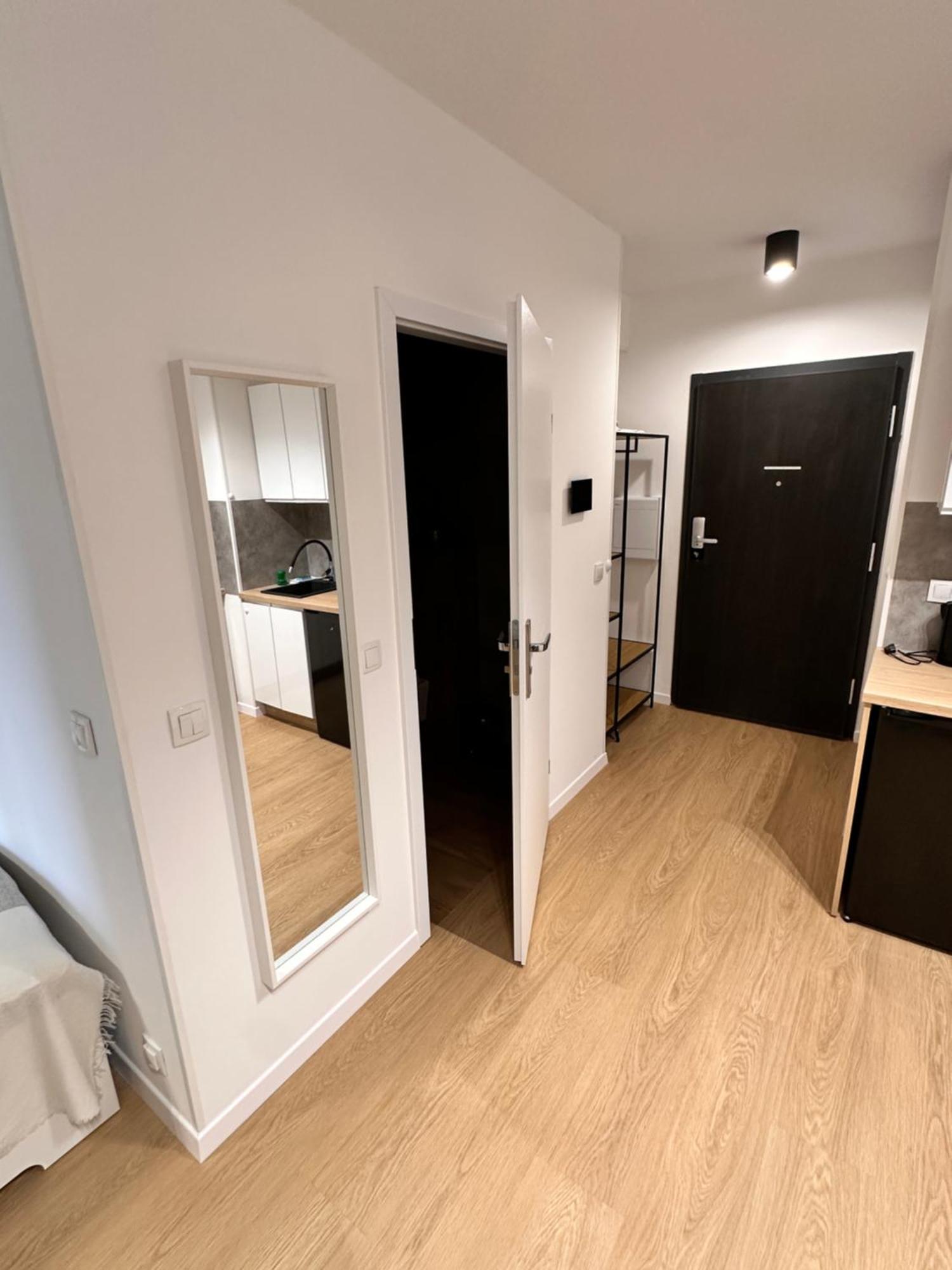 Lineburg Villa Apartments Varşovia Exterior foto